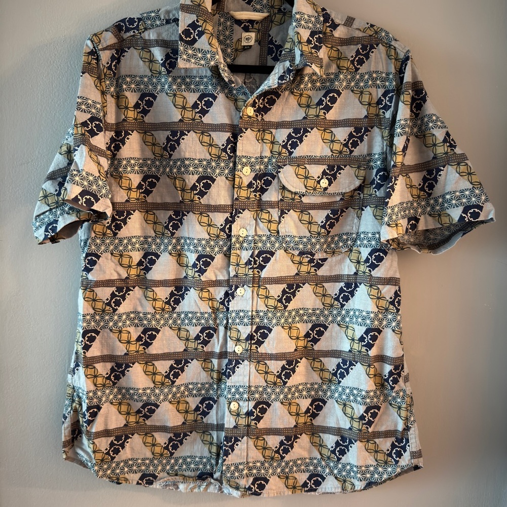 Rogue Territory Blue and Gold Patterned Casual Shirt